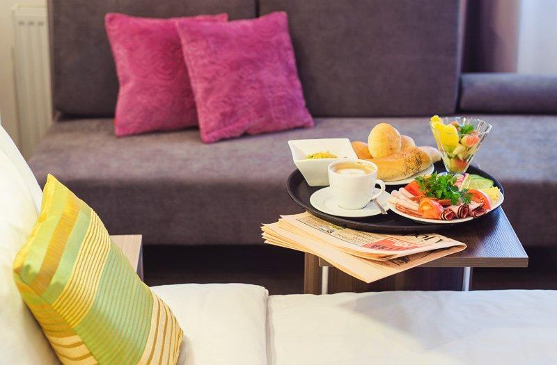 เมอร์เคียว เพียทร์โคว์ ตรือบูนาลสกี้ เวสติล โฮเต็ล Hotel พิยอตตูร์กุฟ เทรบูนัลสกี ภายนอก รูปภาพ