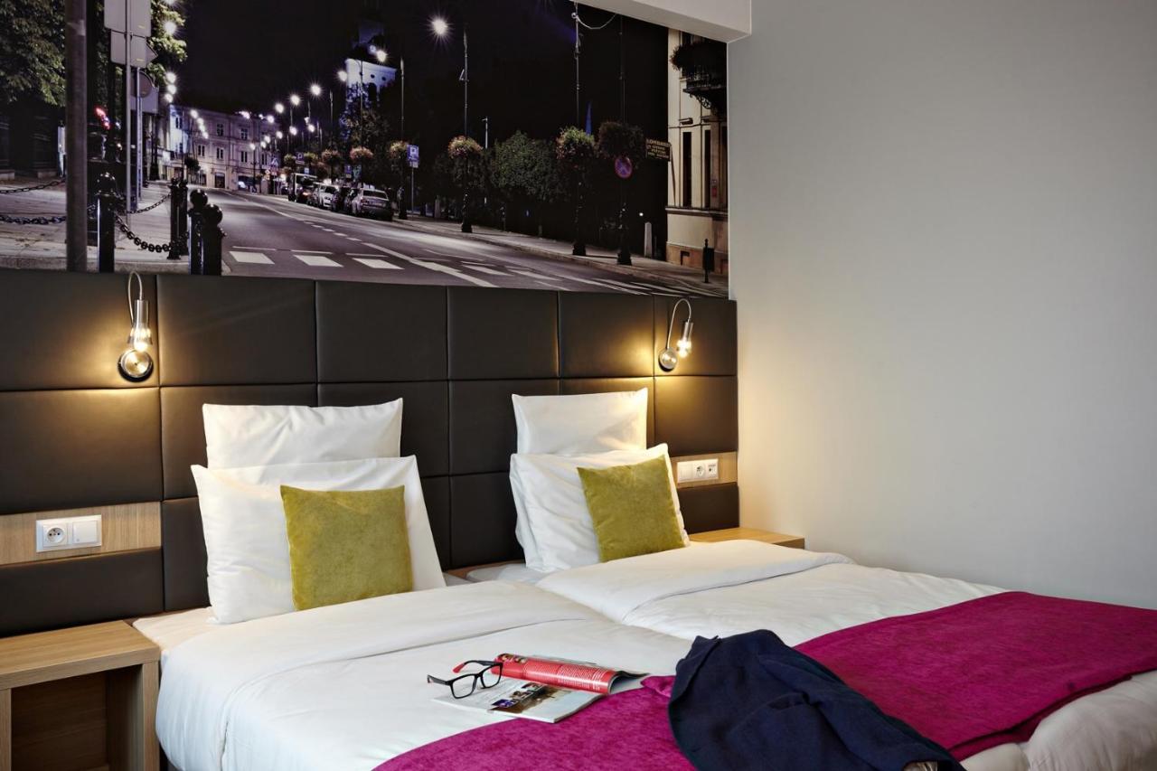 เมอร์เคียว เพียทร์โคว์ ตรือบูนาลสกี้ เวสติล โฮเต็ล Hotel พิยอตตูร์กุฟ เทรบูนัลสกี ภายนอก รูปภาพ