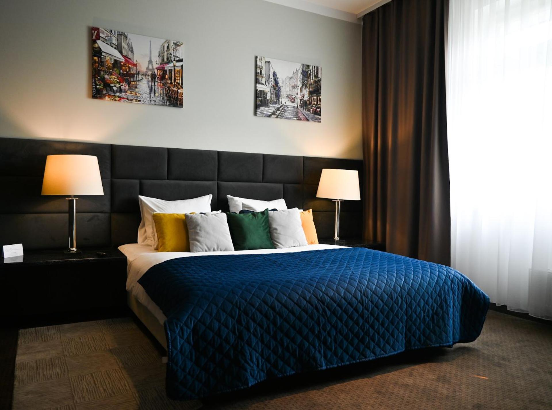 เมอร์เคียว เพียทร์โคว์ ตรือบูนาลสกี้ เวสติล โฮเต็ล Hotel พิยอตตูร์กุฟ เทรบูนัลสกี ภายนอก รูปภาพ